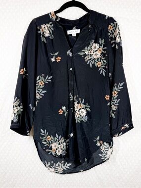 Amour Vert Black Floral Silk Long Sleeve Popover Top